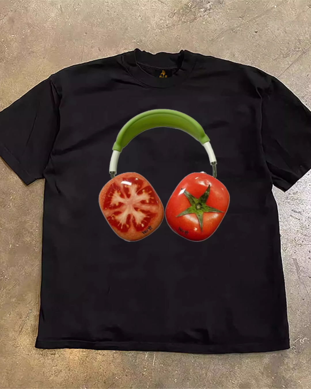 トマトヘッドフォンプリントTシャツ E0013