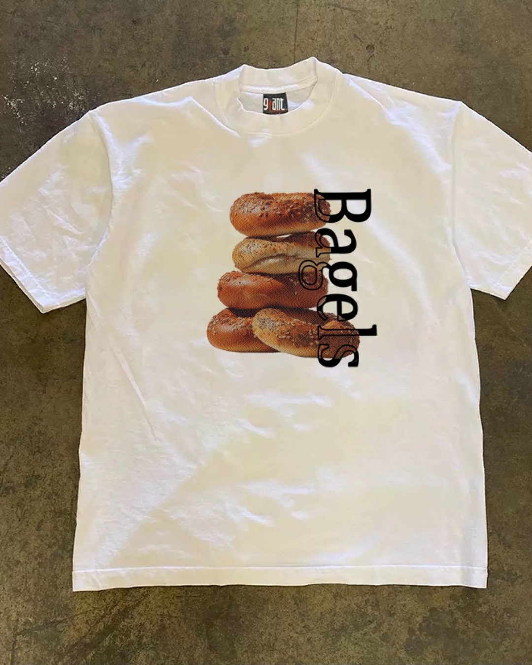 ブレッドプリントTシャツ E0031