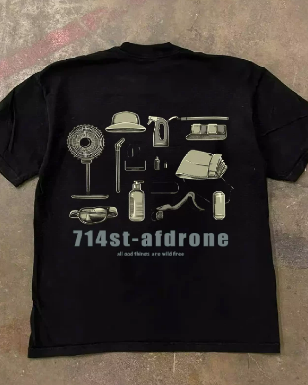 半袖バックプリントTシャツ（ツールコレクション）E01135