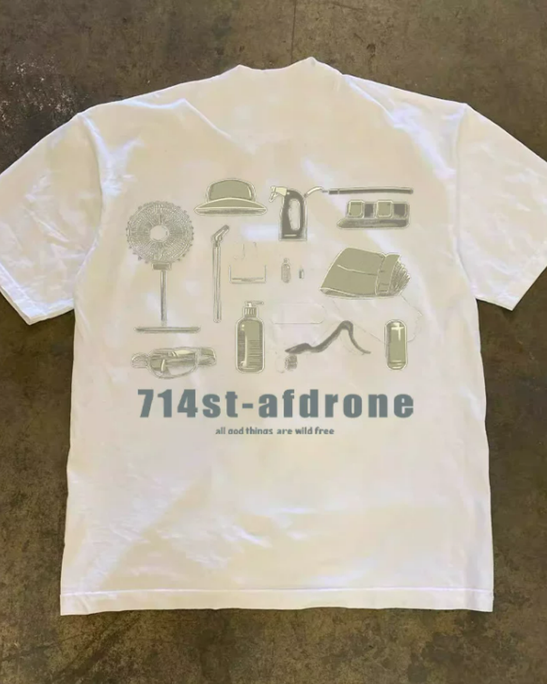 半袖バックプリントTシャツ（ツールコレクション）E01135